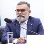 Comissão aprova projeto que regula acesso a contratos eletrônicos em seguros