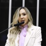 Projeto prevê certidão de nascimento em formato digital no aplicativo Gov.br